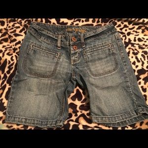 American eagle size 2 shorts